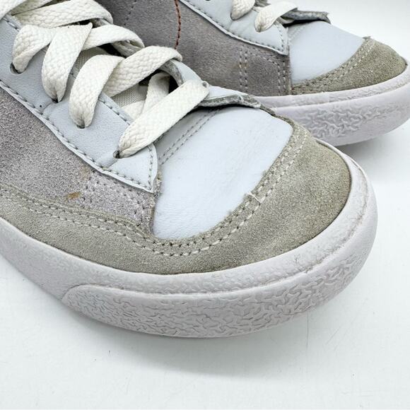 Nike Big Girls Blazer Mid '77 Casual Sneakers Barely Grape/Metallic Copper 4.5Y - Picture 4 of 12